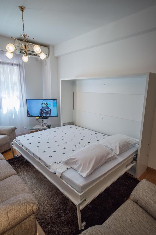 Janovic Apartment Budva